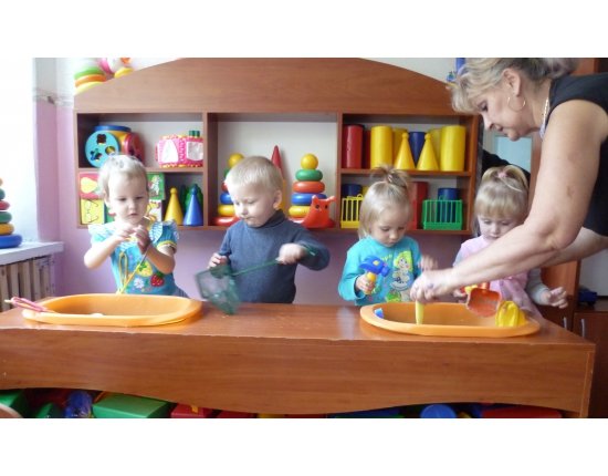 Скачать Мебель для игр в детском саду фото 1920x1080 px
